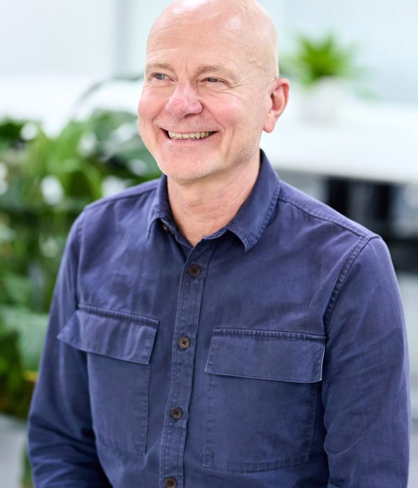 simon bond cyan solutions