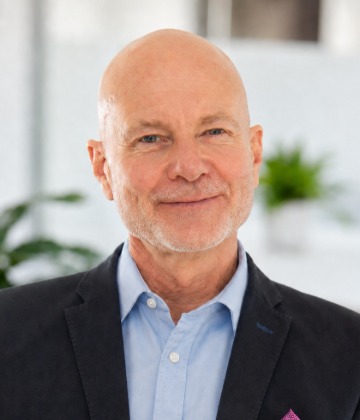 Simon Bond. Managing Director of CYAN Solutions